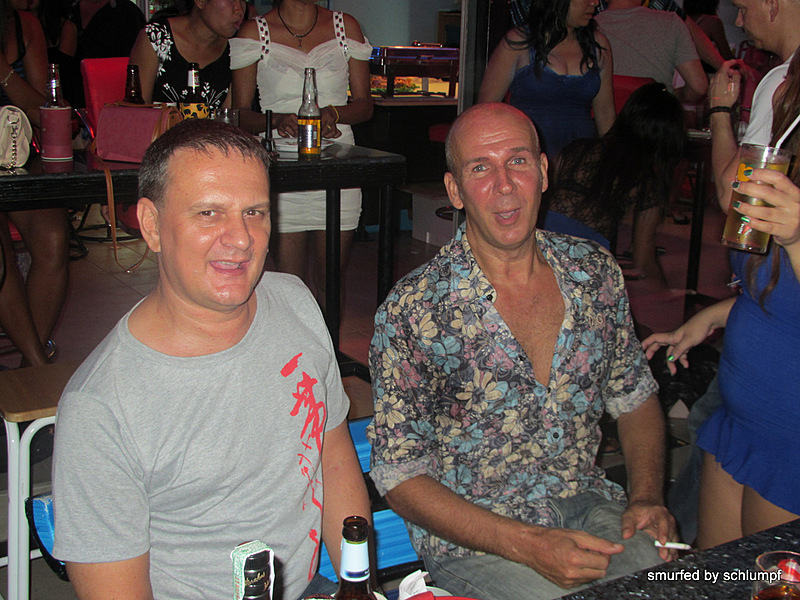 2014-05-17 Smurf Bar