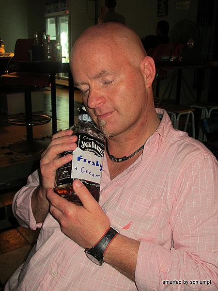 2014-05-17 Smurf Bar