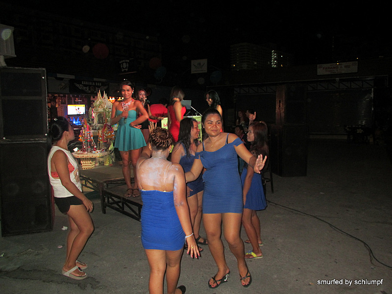 2014-05-17 Smurf Bar