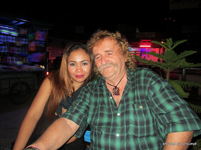 2014-05-18 Smurf Bar