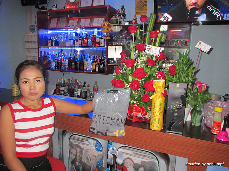 2014-05-18 Smurf Bar