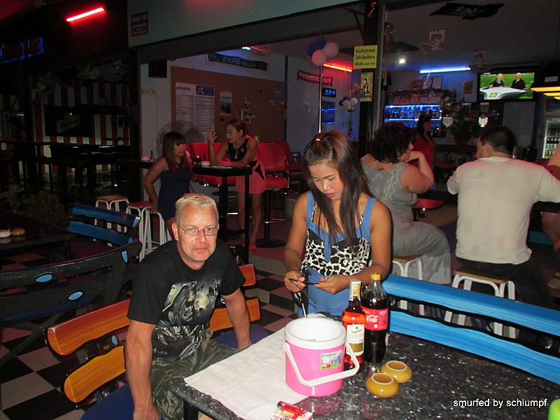 2014-05-19 Smurf Bar