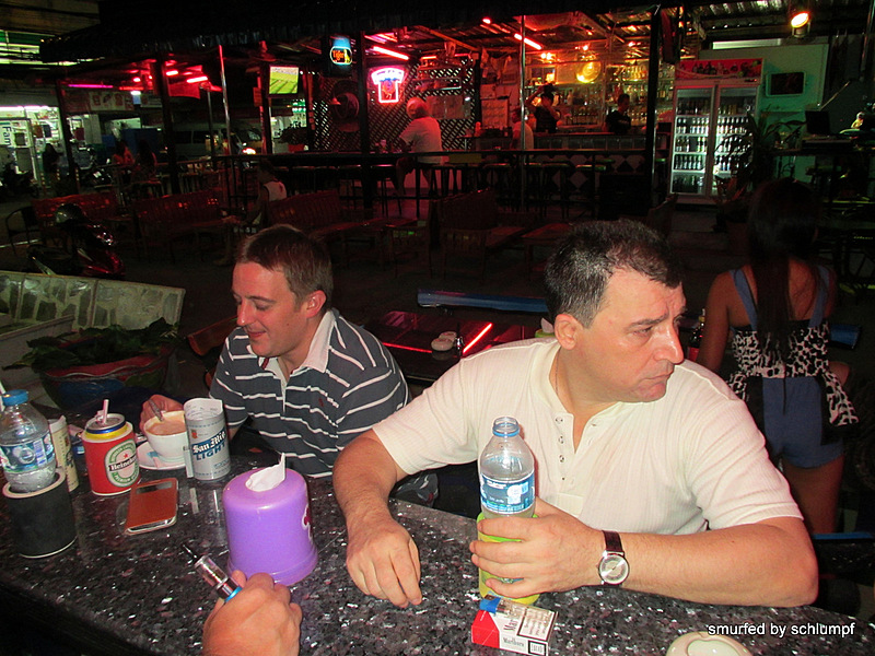 2014-05-19 Smurf Bar