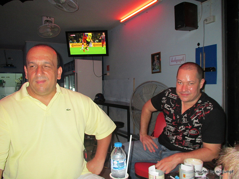 2014-05-19 Smurf Bar