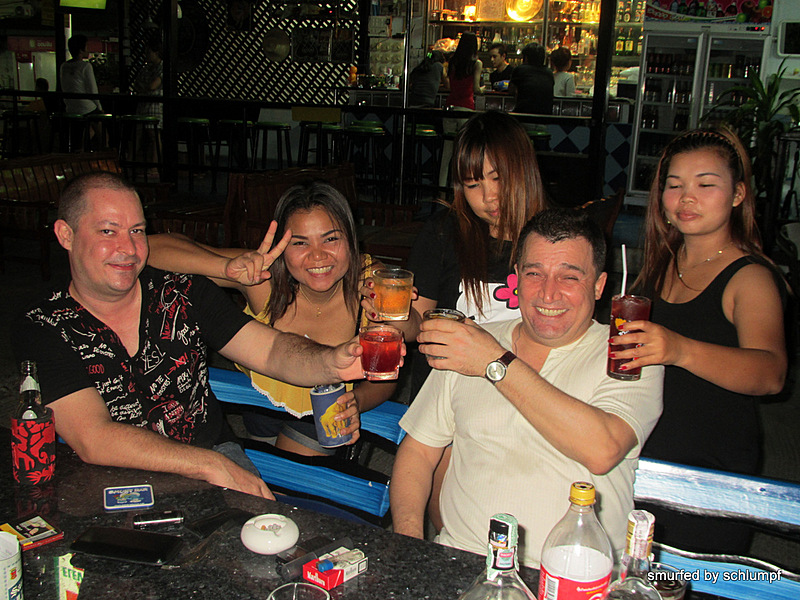 2014-05-19 Smurf Bar