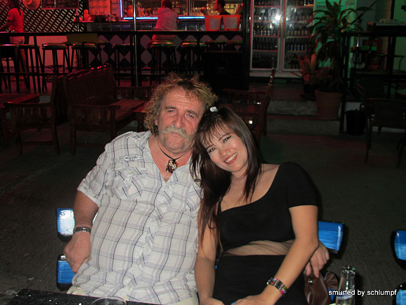 2014-05-20 Smurf Bar