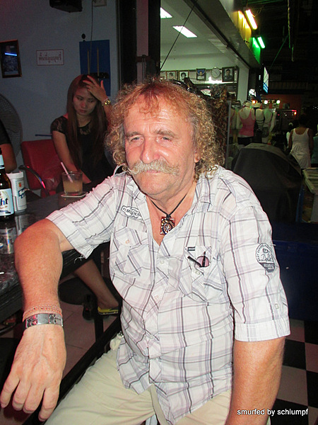 2014-05-20 Smurf Bar