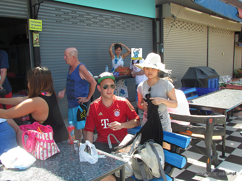 2014-05-22 Smurf Bar