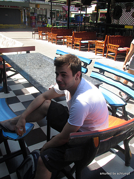 2014-05-22 Smurf Bar