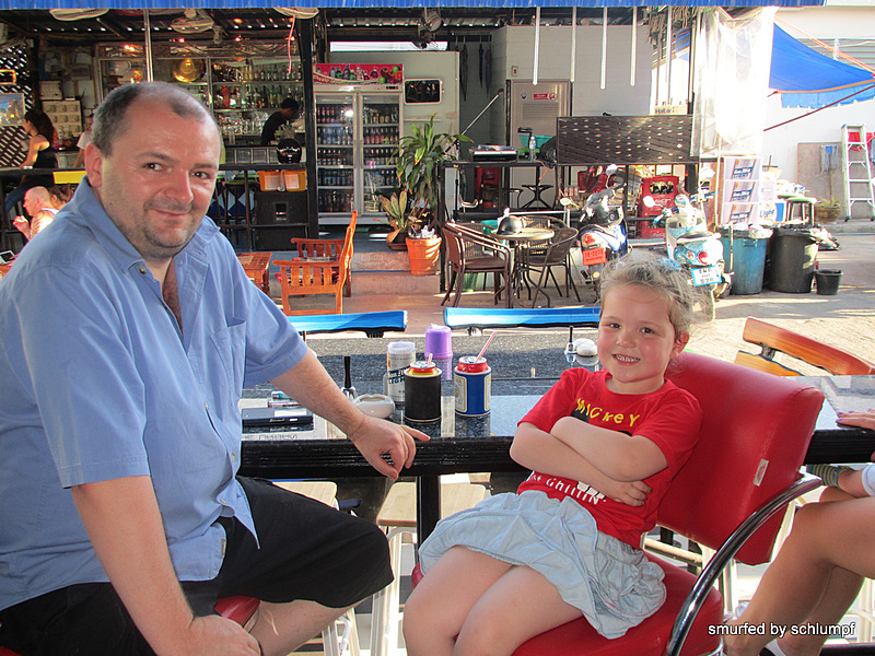 2014-05-23 Smurf Bar