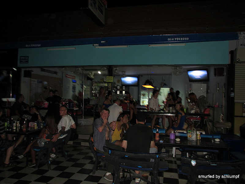 2014-05-23 Smurf Bar