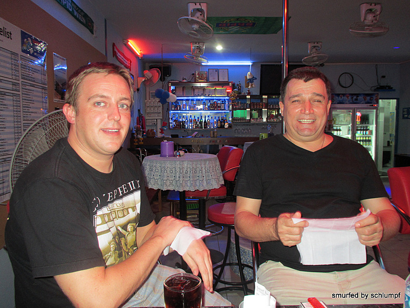 2014-05-23 Smurf Bar