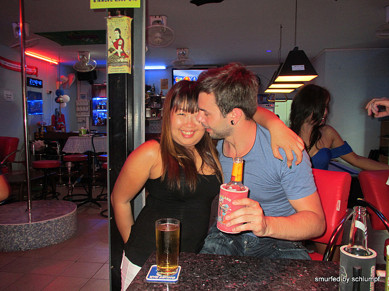 2014-05-23 Smurf Bar