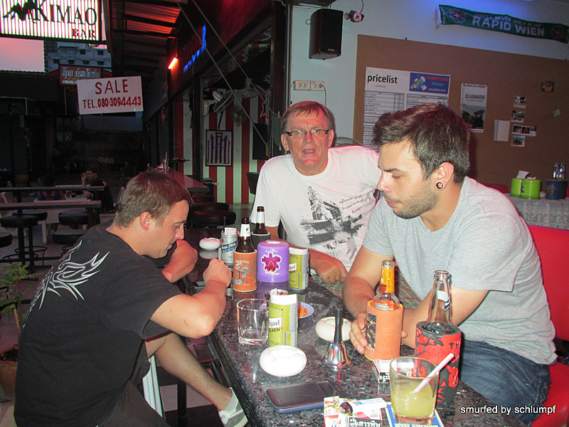 2014-05-25 Smurf Bar