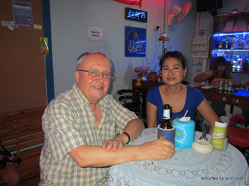 2014-05-27 Smurf Bar