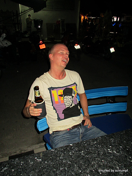 2014-05-27 Smurf Bar