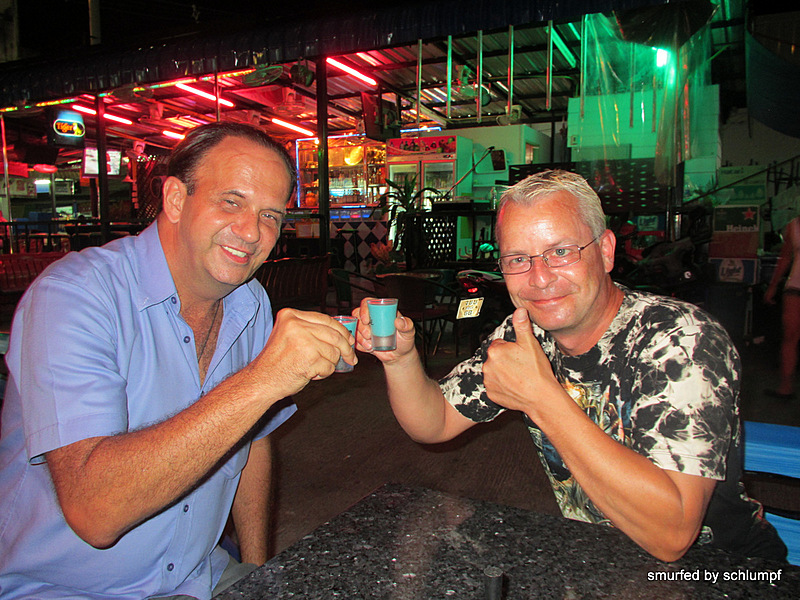 2014-05-28 Smurf Bar