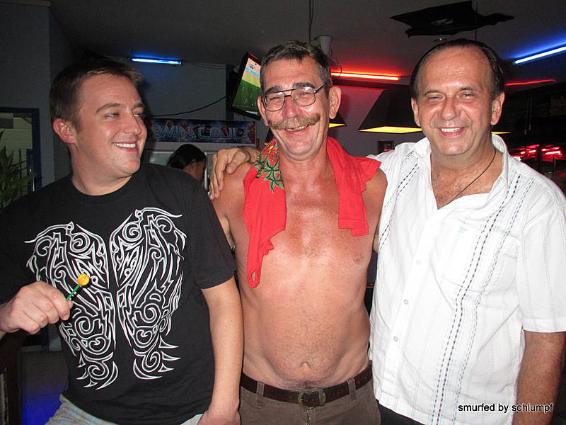 2014-05-28 Smurf Bar