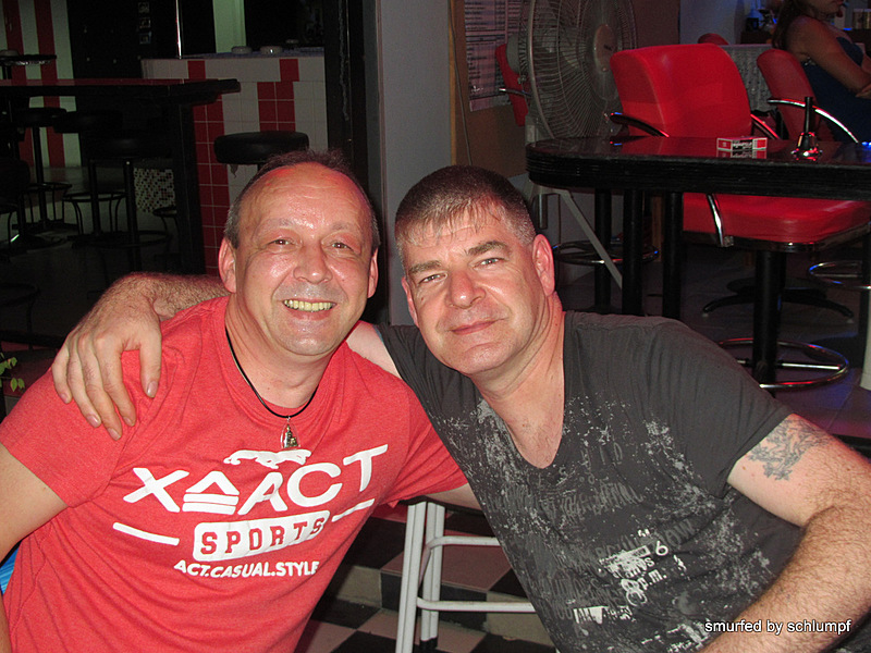 2014-05-30 Smurf Bar