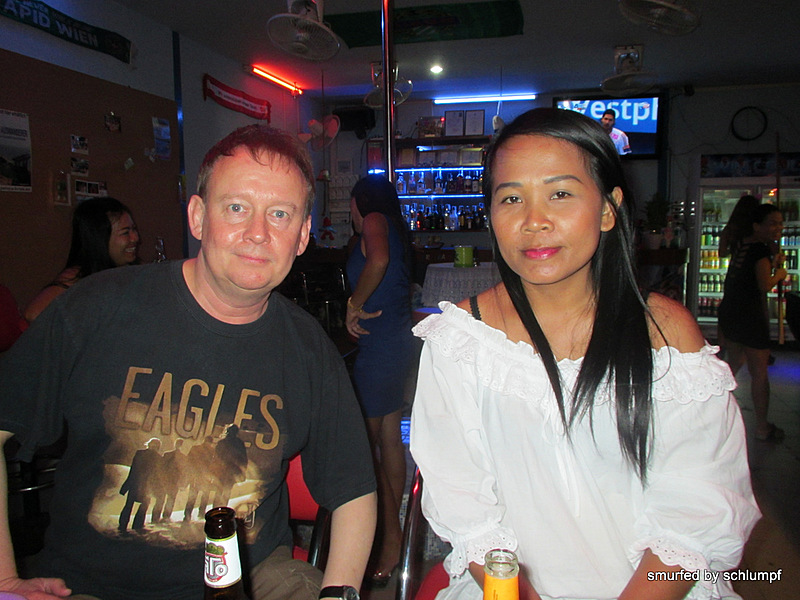 2014-06-01 Smurf Bar