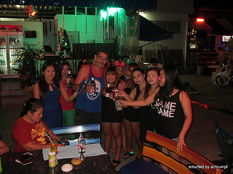 2014-06-01 Smurf Bar