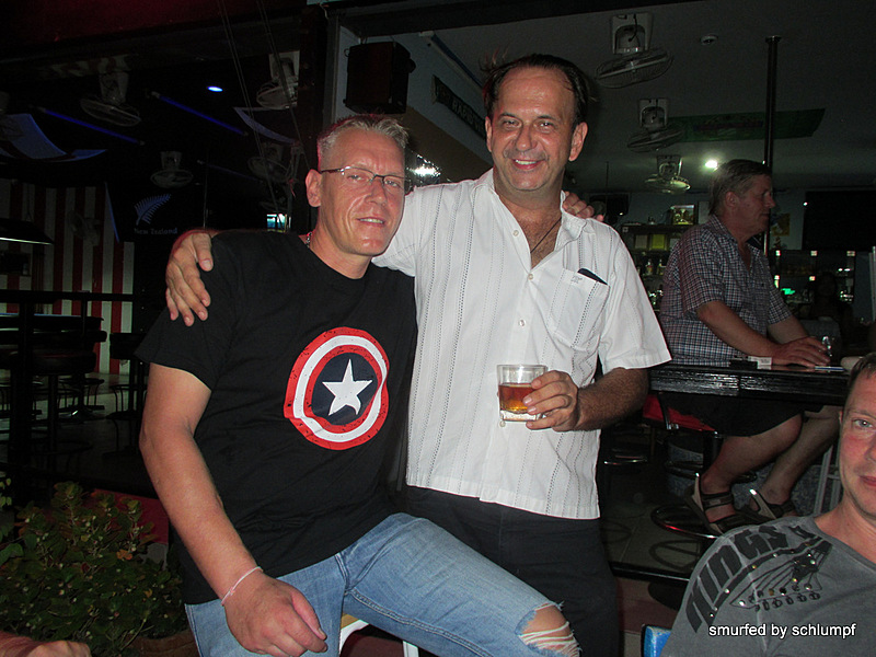 2014-06-02 Smurf Bar