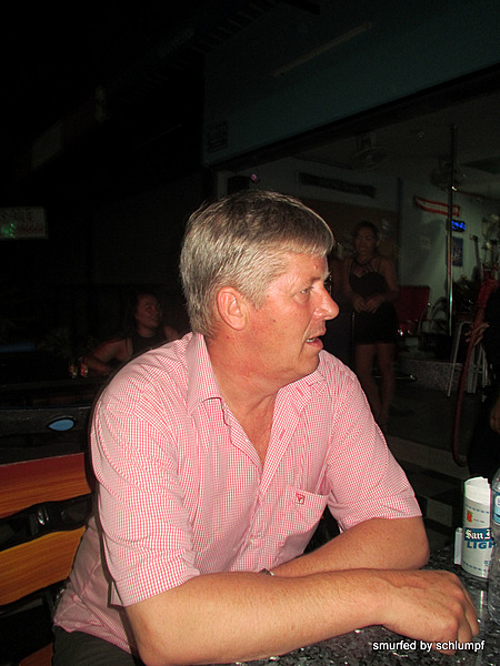 2014-06-03 Smurf Bar