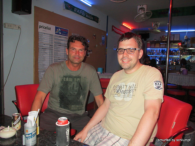 2014-06-04 Smurf Bar