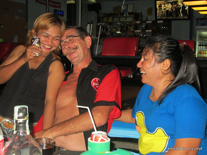 2014-06-11 Smurf Bar