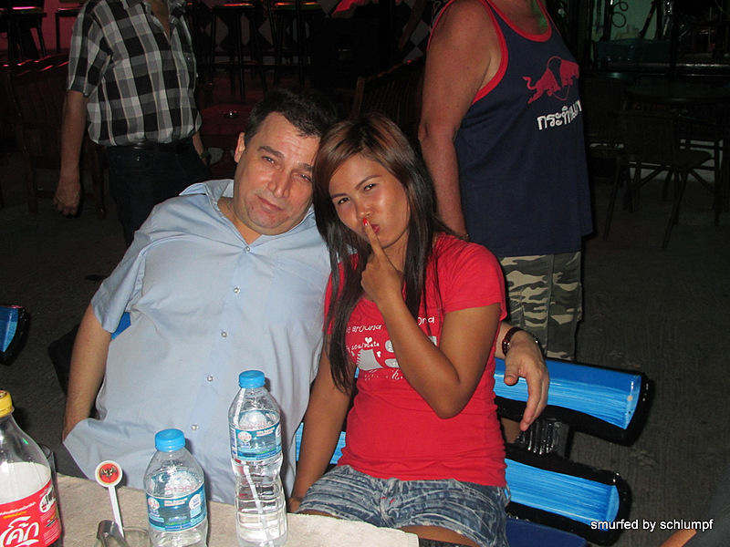 2014-06-11 Smurf Bar