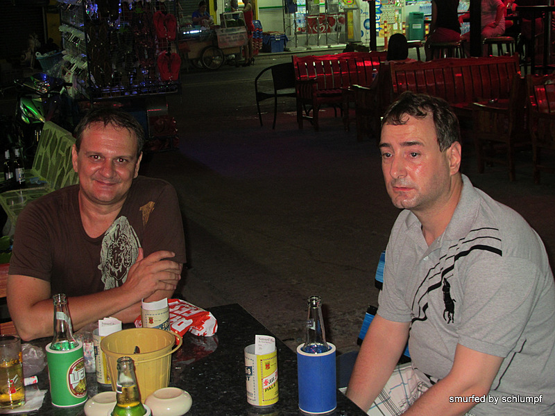 2014-06-11 Smurf Bar