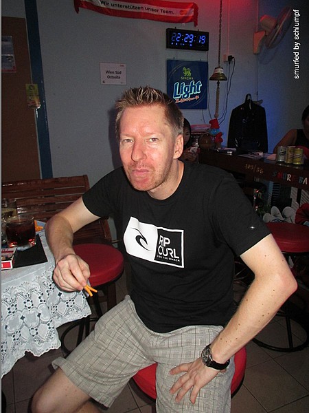 2014-06-12 Smurf Bar