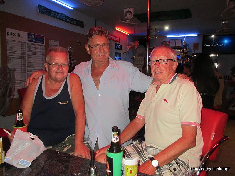 2014-06-12 Smurf Bar