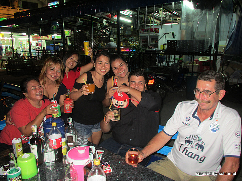 2014-06-12 Smurf Bar