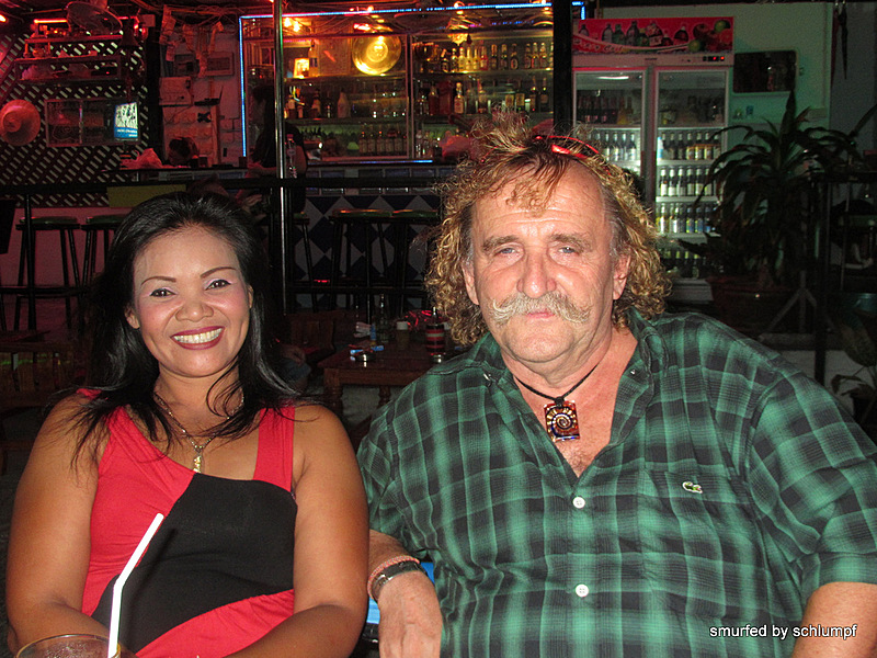 2014-06-13 Smurf Bar