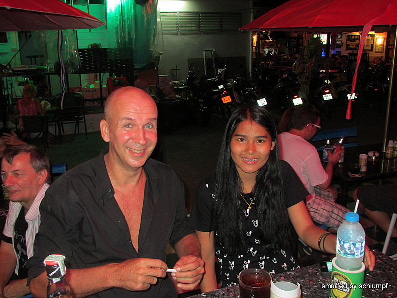 2014-06-13 Smurf Bar