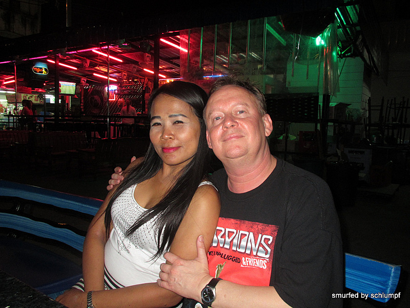 2014-06-14 Smurf Bar
