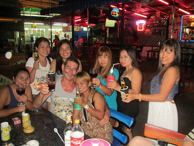 2014-06-17 Smurf Bar