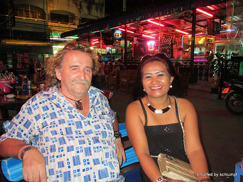 2014-06-20 Smurf Bar