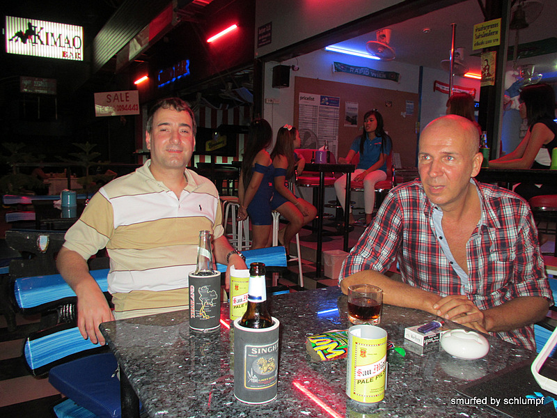 2014-06-20 Smurf Bar