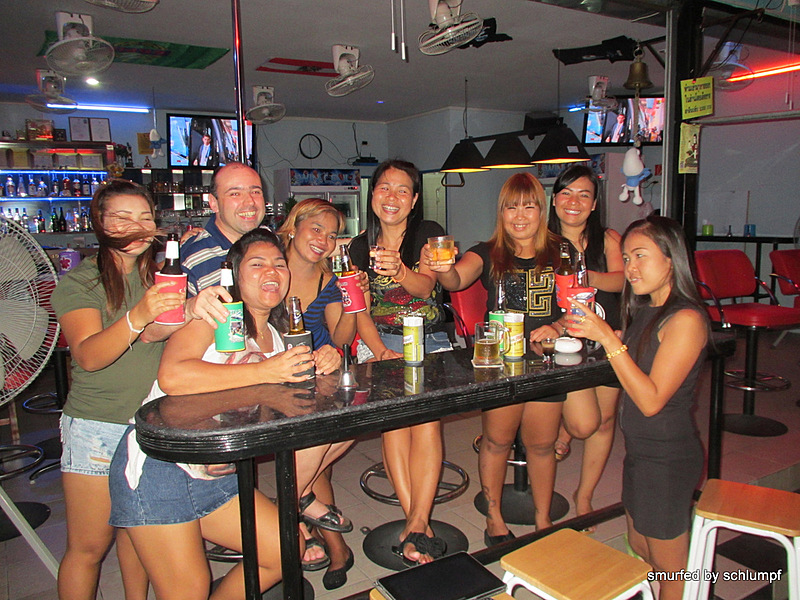 2014-06-22 Smurf Bar