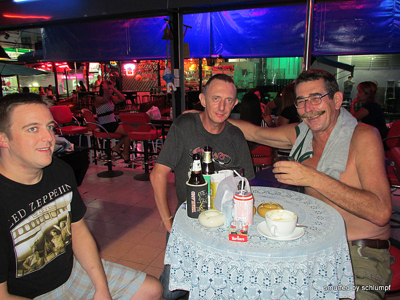 2014-06-22 Smurf Bar