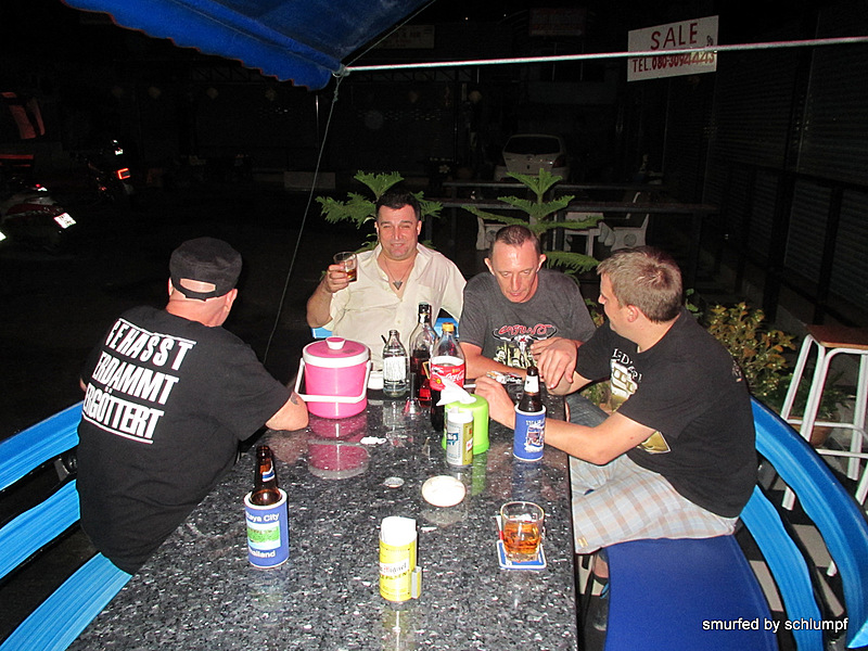 2014-06-22 Smurf Bar