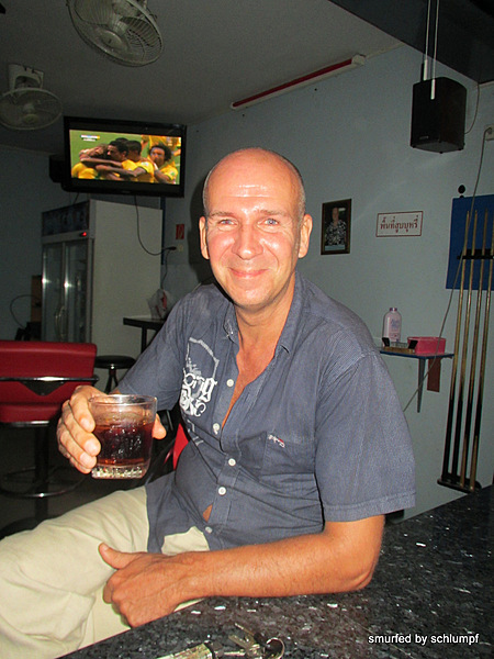 2014-06-23 Smurf Bar