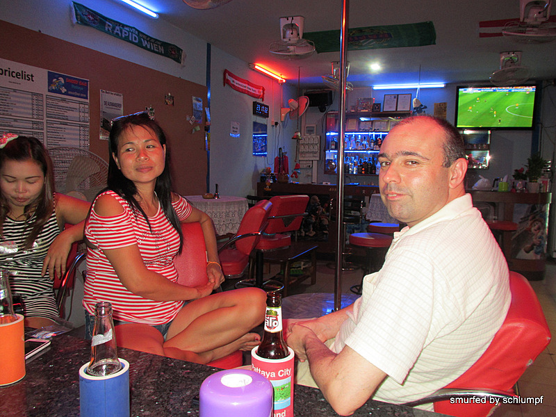 2014-06-23 Smurf Bar