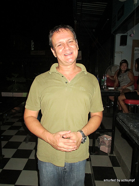 2014-06-23 Smurf Bar