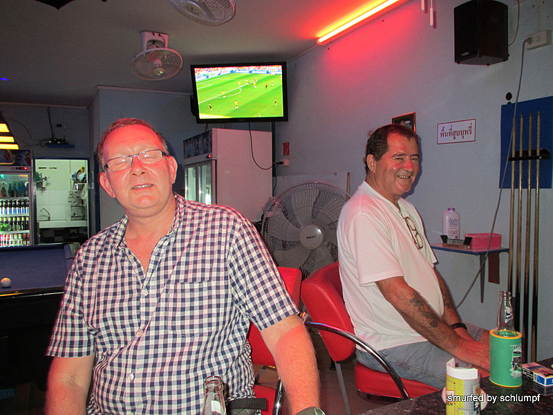 2014-06-23 Smurf Bar