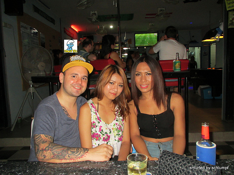 2014-06-24 Smurf Bar