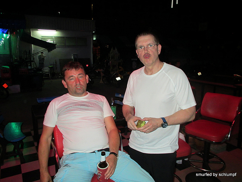 2014-06-24 Smurf Bar