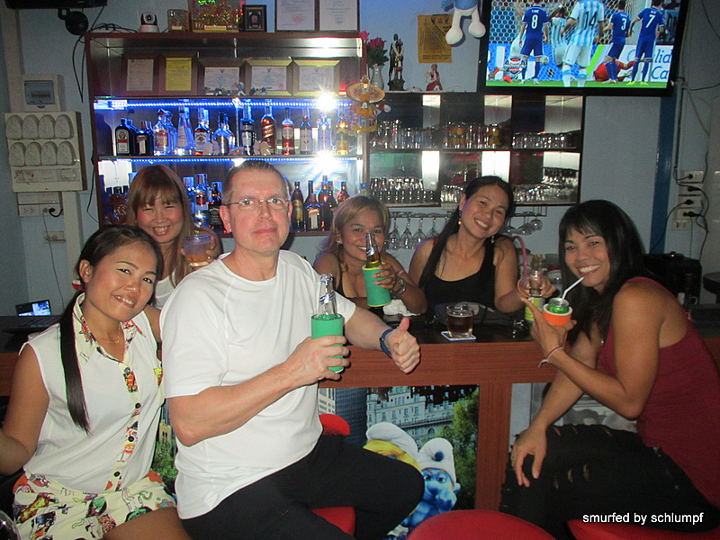 2014-06-24 Smurf Bar